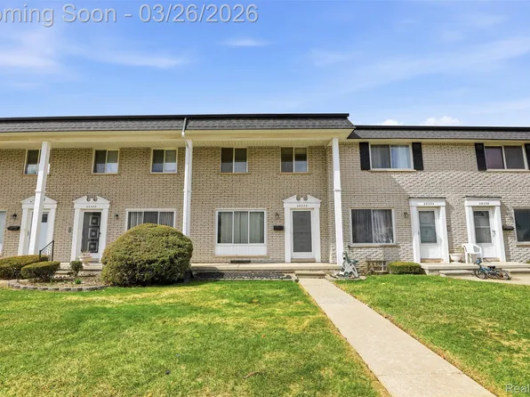28332 Universal Dr #148, Warren, MI 48092