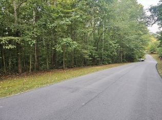 1001 Thornblade Dr, Kingston Springs, TN 37082
