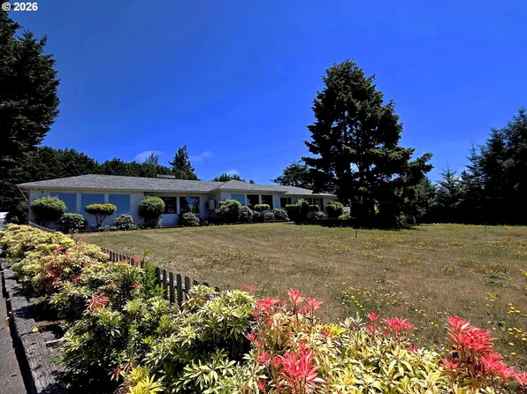 92094 Cape Arago Hwy S, Coos Bay, OR 97420