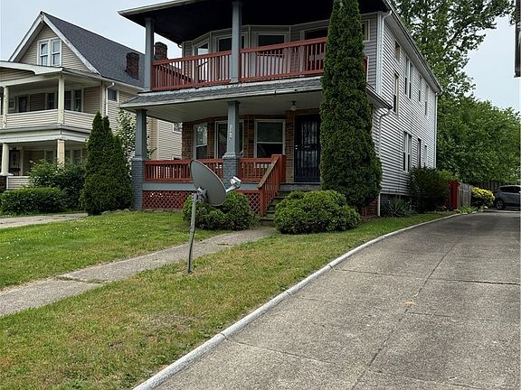 2nd image of 13414 Shaw Ave