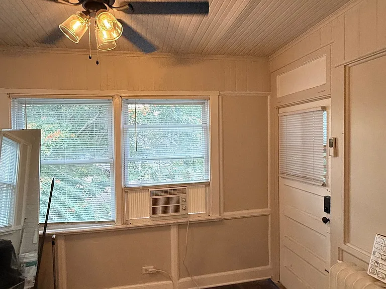 4708 W Altgeld St #2 — Photo 8