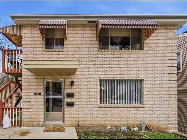 226 Frankfort Ave — Photo 24
