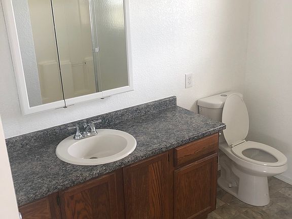 3rd image of 1758 A St APT 1