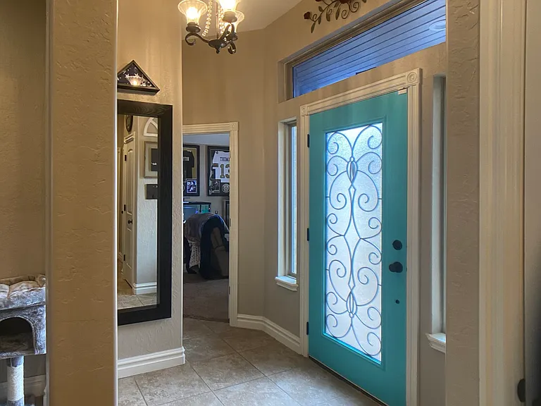1401 Limestone Way — Photo 2