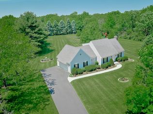 1227 W Tamarack Ct, McHenry, IL 60050