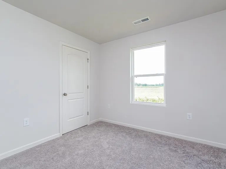859 Ashbury Ln — Photo 6