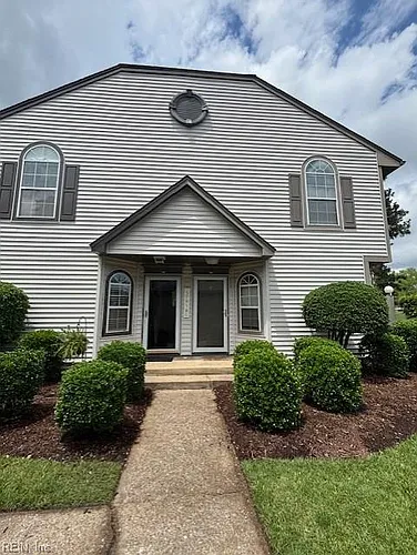4657 Shallowford Cir Photo 1