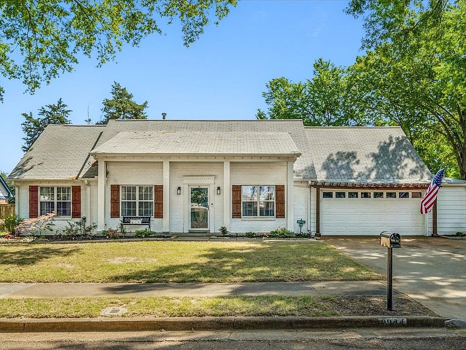 1st image of 2944 Charles Bryan Rd