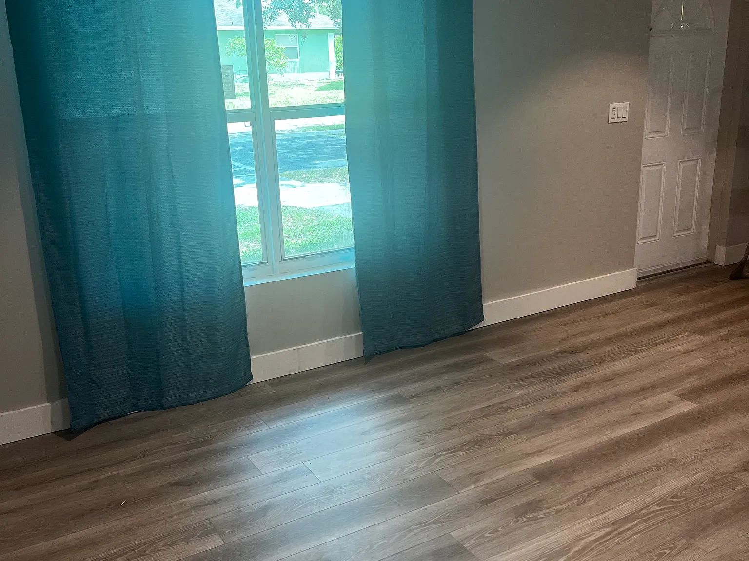 1 bed, 740 sqft, $1,700 — Photo 4