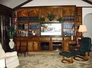 2224 Cambridge Dr, Hurst, TX 76054