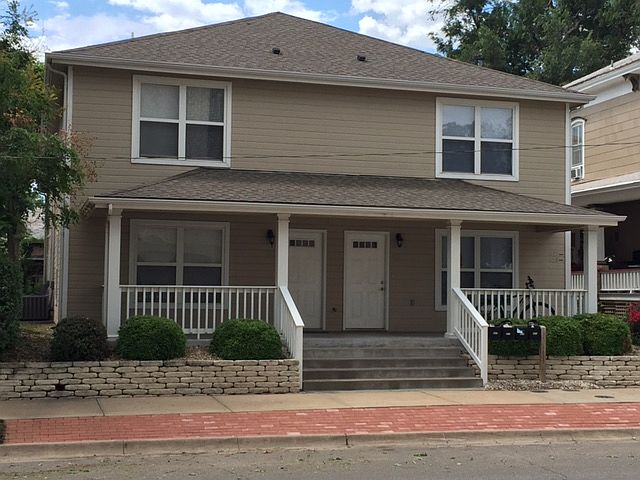 423 Leavenworth 4-Plex