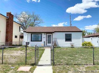 220 Derr Ave, Cheyenne, WY 82007