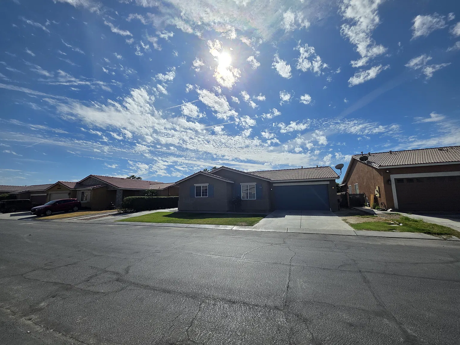 5 bed, 2204 sqft, $3,200 — Photo 1