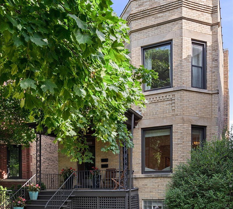 1st image of 2206 W Eastwood Ave #2