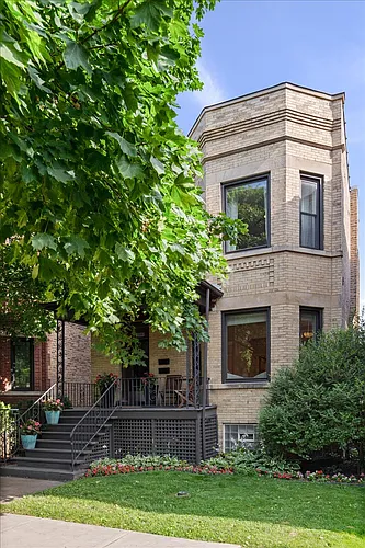 2206 W Eastwood Ave #1 Photo 1