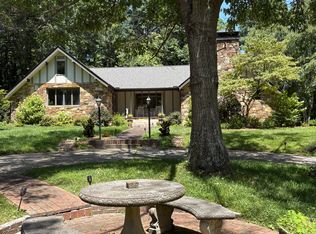 601 Price Rd, Hendersonville, NC 28739