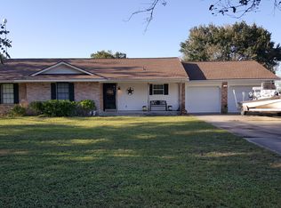54 Sentry Rd, Victoria, TX 77905