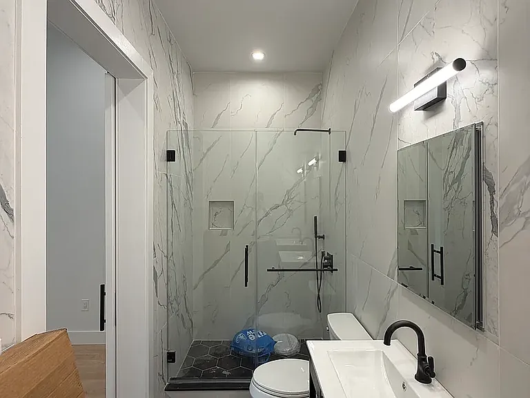 12 Locust St #1 — Photo 14