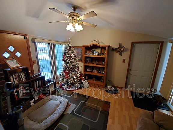5th image of 475 Lynnwood Ln