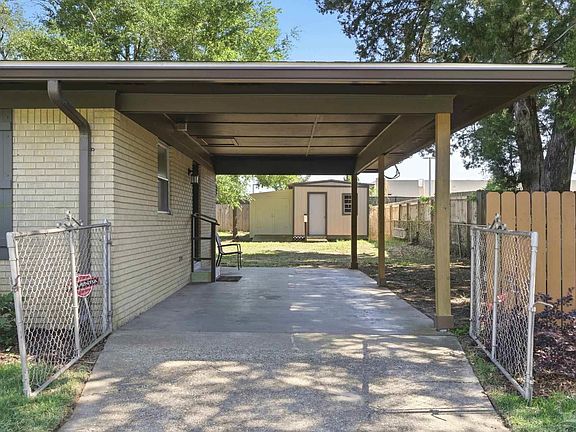 3rd image of 2335 Merle Cir