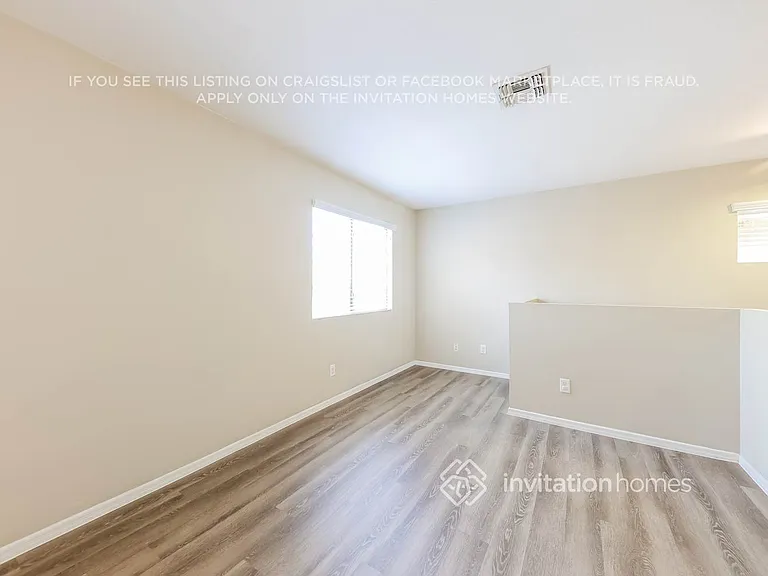 13029 W Lisbon Ln — Photo 13