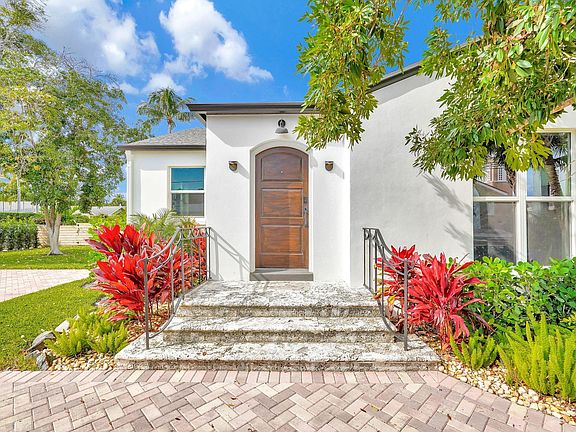 3rd image of 4015 Washington Road