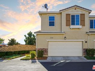 28804 Camino De Cielo Dr, Valencia, CA 91354