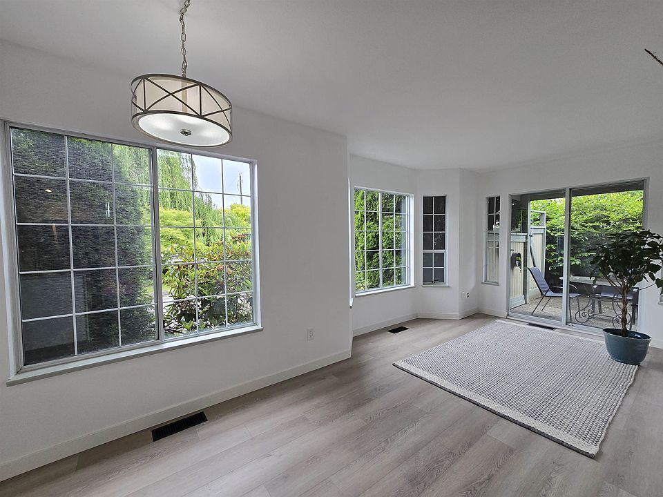 1st image of 11502 Burnett St #31