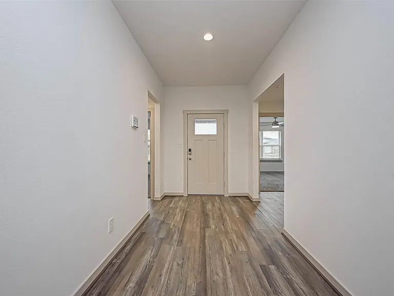 3418 Lake Landing Ln — Photo 10