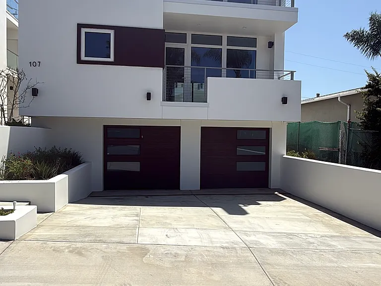 Casa Pacifica — Photo 1