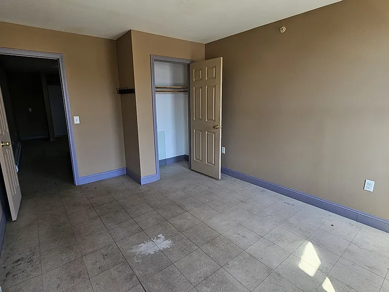 7 Maiden Ln — Photo 3