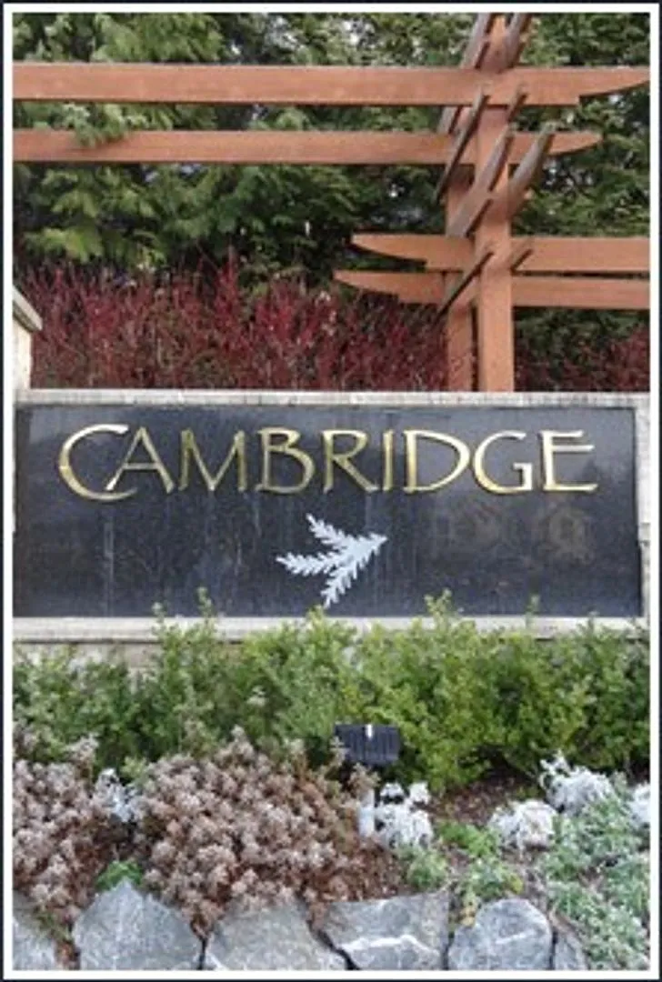 Kirkland/Juanita Condo - Cambridge Place — Photo 2