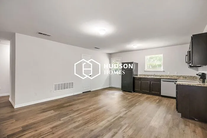 4508 Wiman Dr — Photo 4