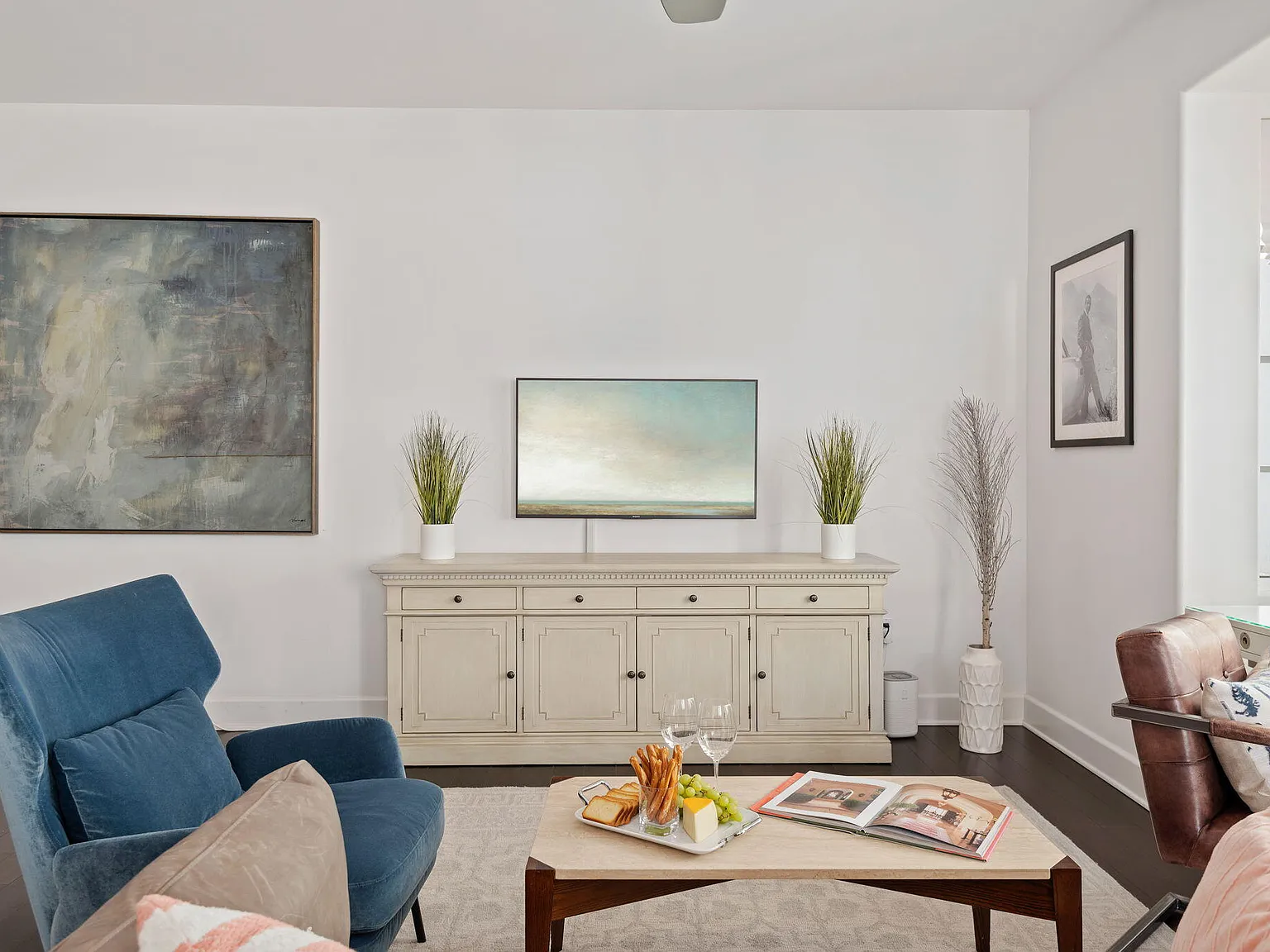 Studio, 1.0 bath, 755 sqft, $4,600 — Photo 4