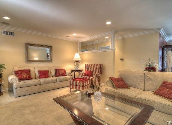 3rd image of 5311 Dartmouth Ave