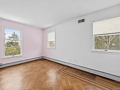 5th image of 50 Westside Ave #D