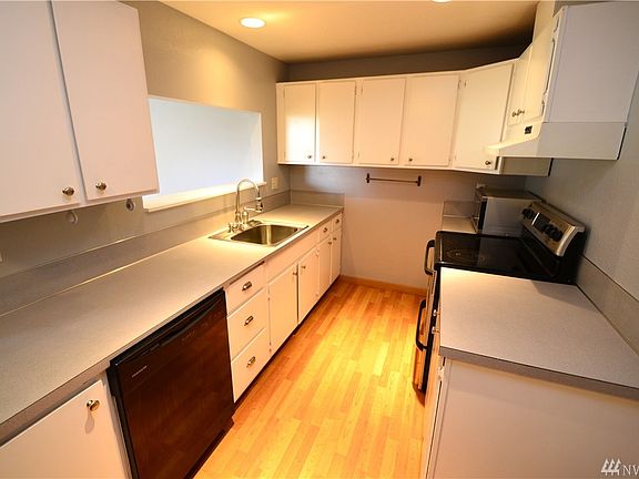 5th image of 413 18th St NW