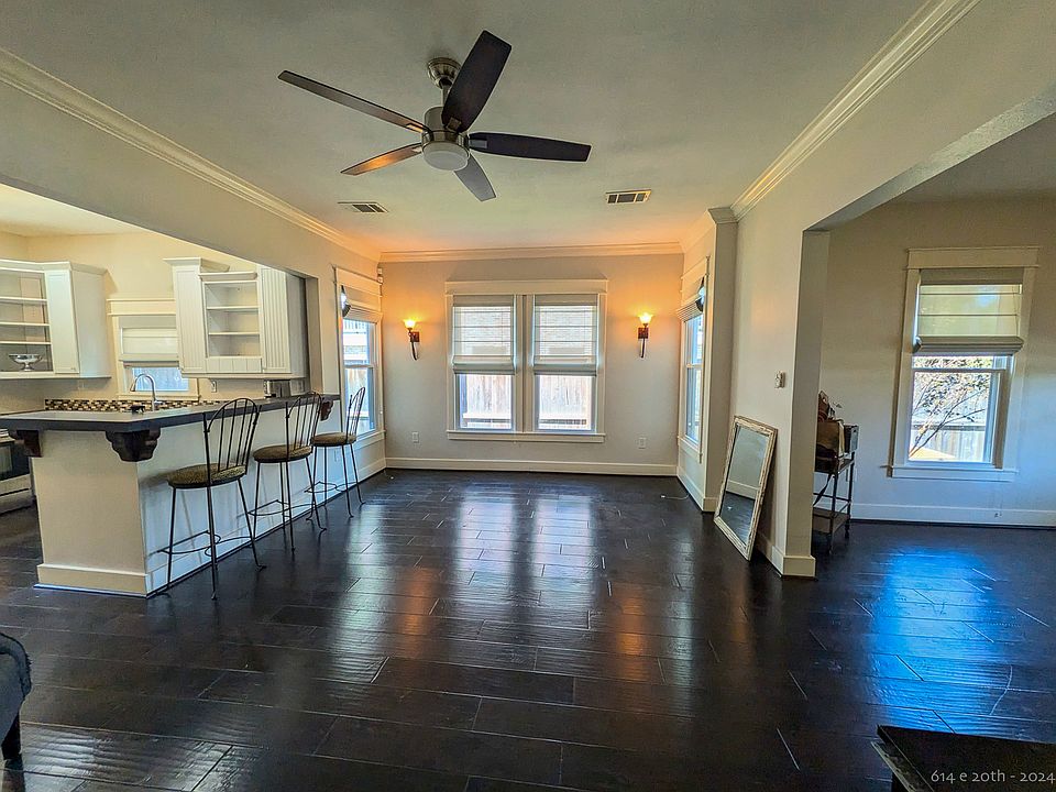 Living room, dining room, kitchen view