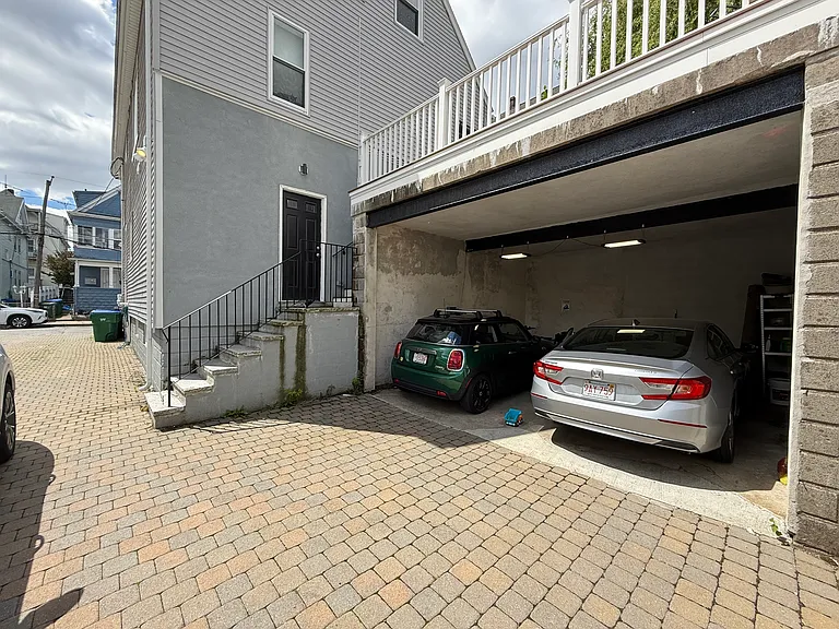 24 Shapley Ave #2 — Photo 5