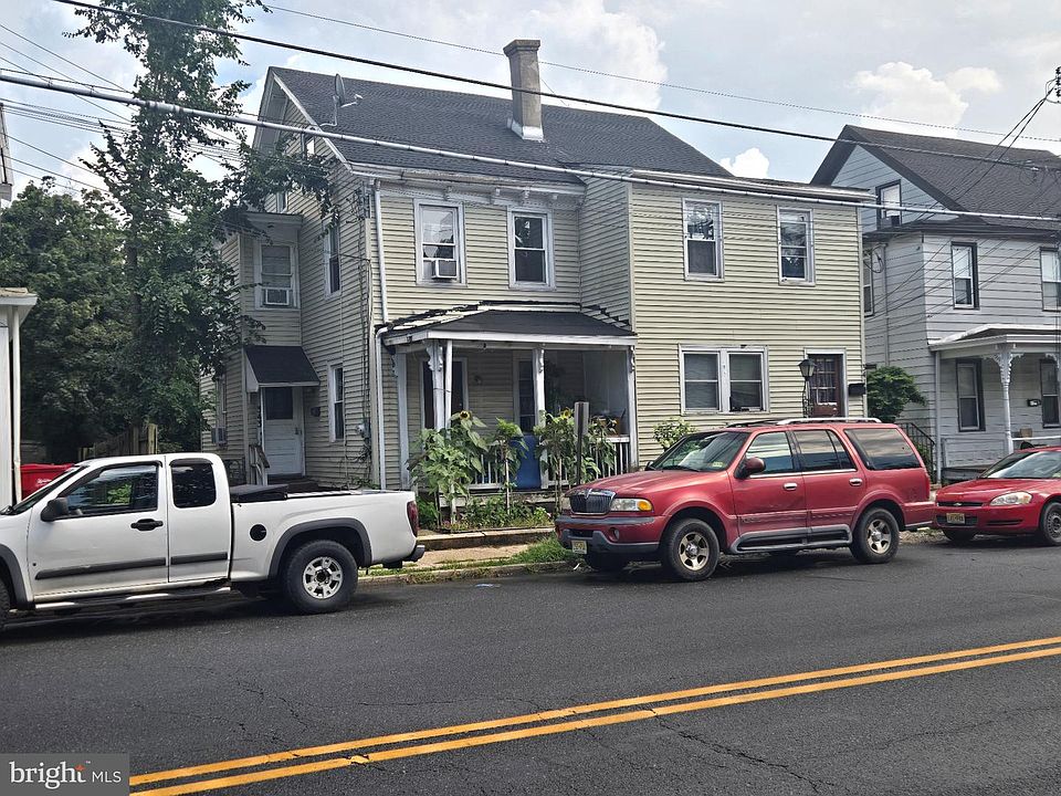 1st image of 343 N Pearl St
