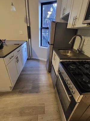 Rented by Red Carpet Realty & Consulting LLC | media 11