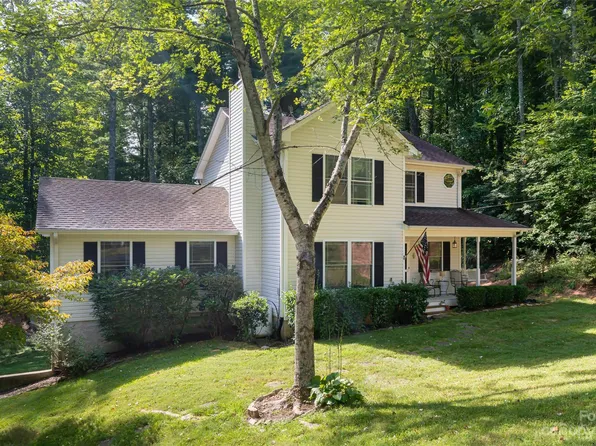 5 Troy Hill Dr, Fletcher, NC 28732