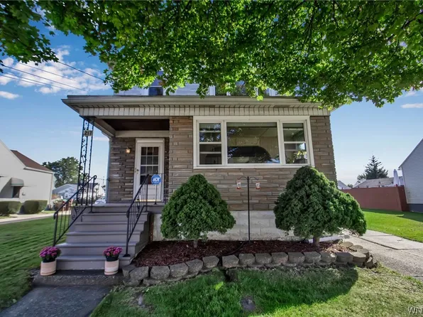 217 Curtiss St, Sloan, NY 14212