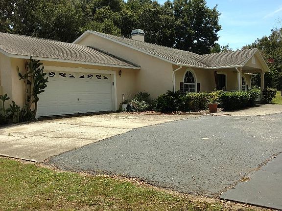 attached 2 car garage