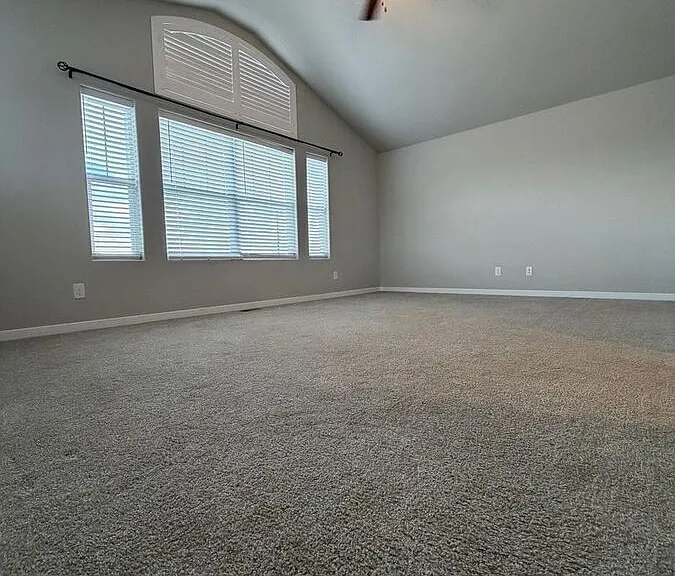 10092 Moorcroft Dr — Photo 15