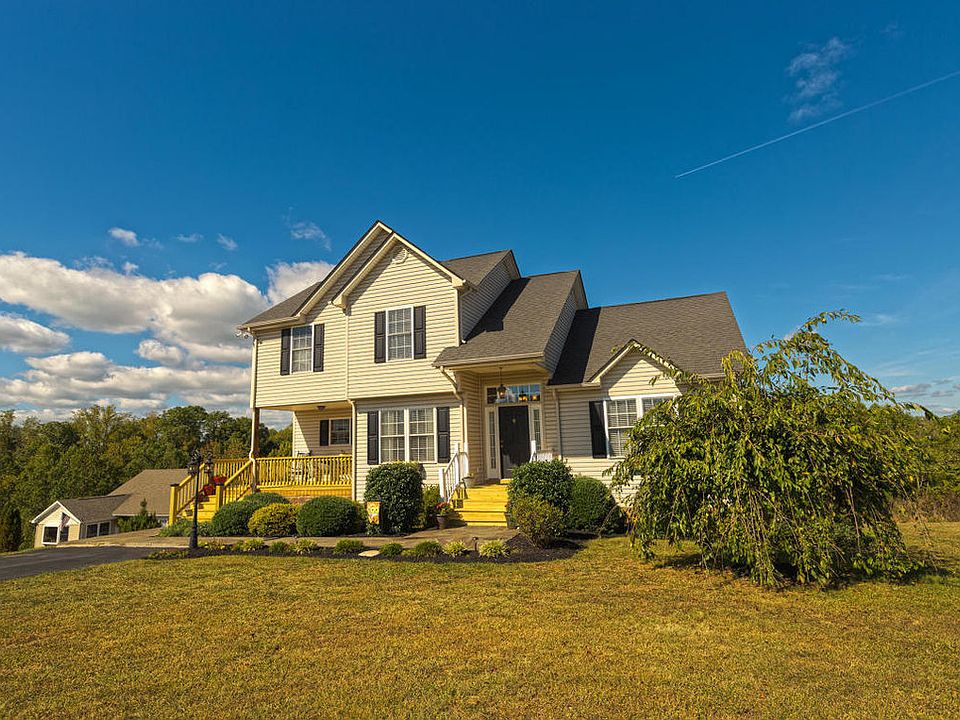 1219 Hunters Knoll Dr, Goodview, VA 24095 Zillow