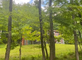 116 Werking Rd, East Greenbush, NY 12061