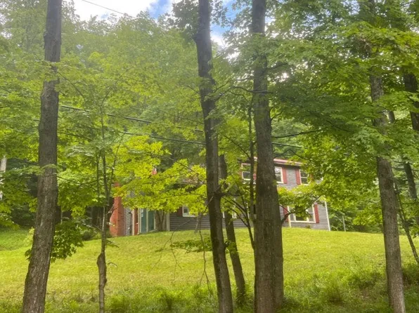 116 Werking Rd, East Greenbush, NY 12061