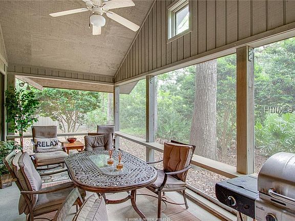2nd image of 4 Pine Ct