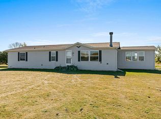 5580 Gauthier Rd, New Franken, WI 54229